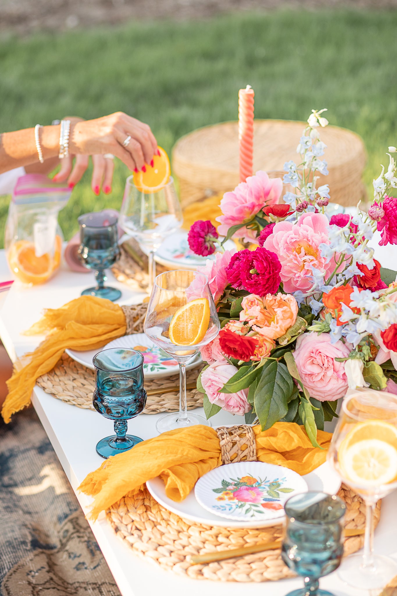 Table Florals (for self-service picnics)